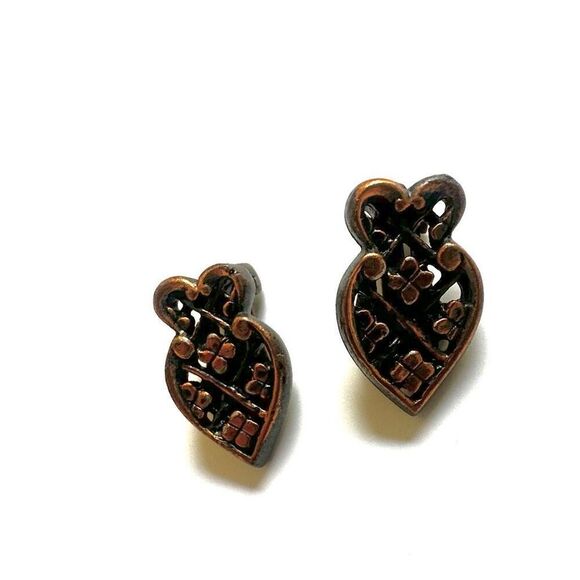 Copper tone clip on earrings - Picture 8 of 8